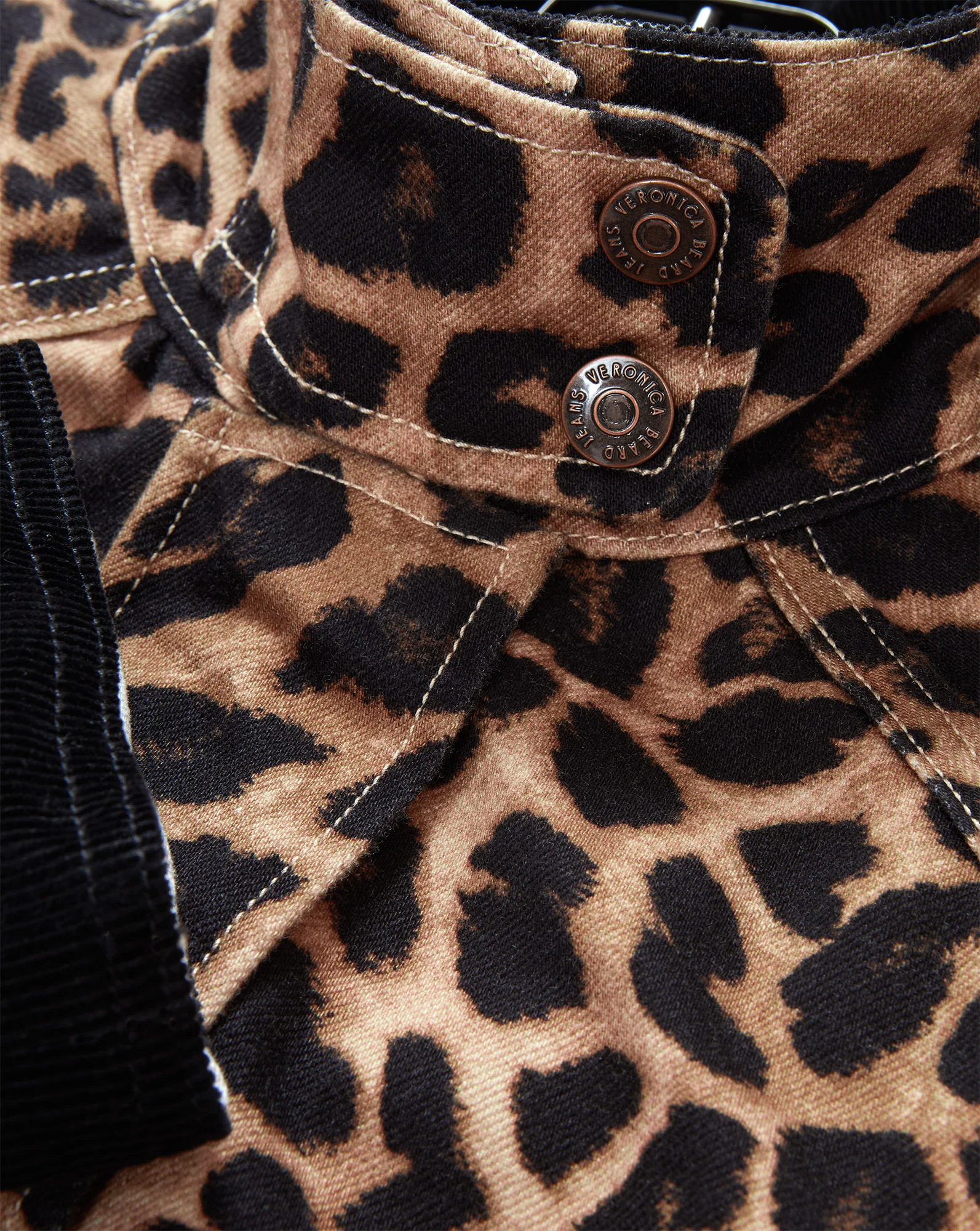 Arlo Leopard Chore Jacket - Image 3