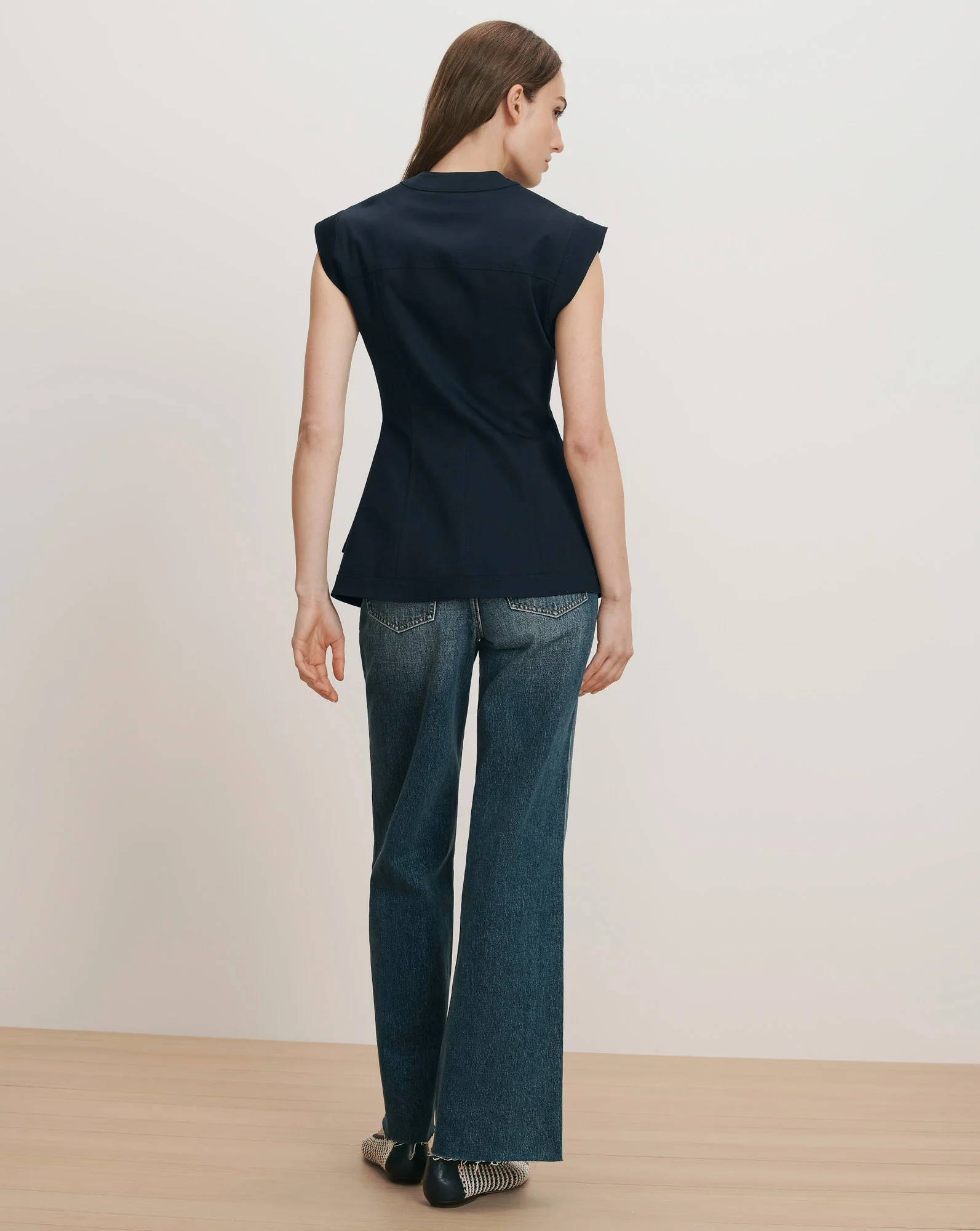 Pendle Tailored Vest - Image 4