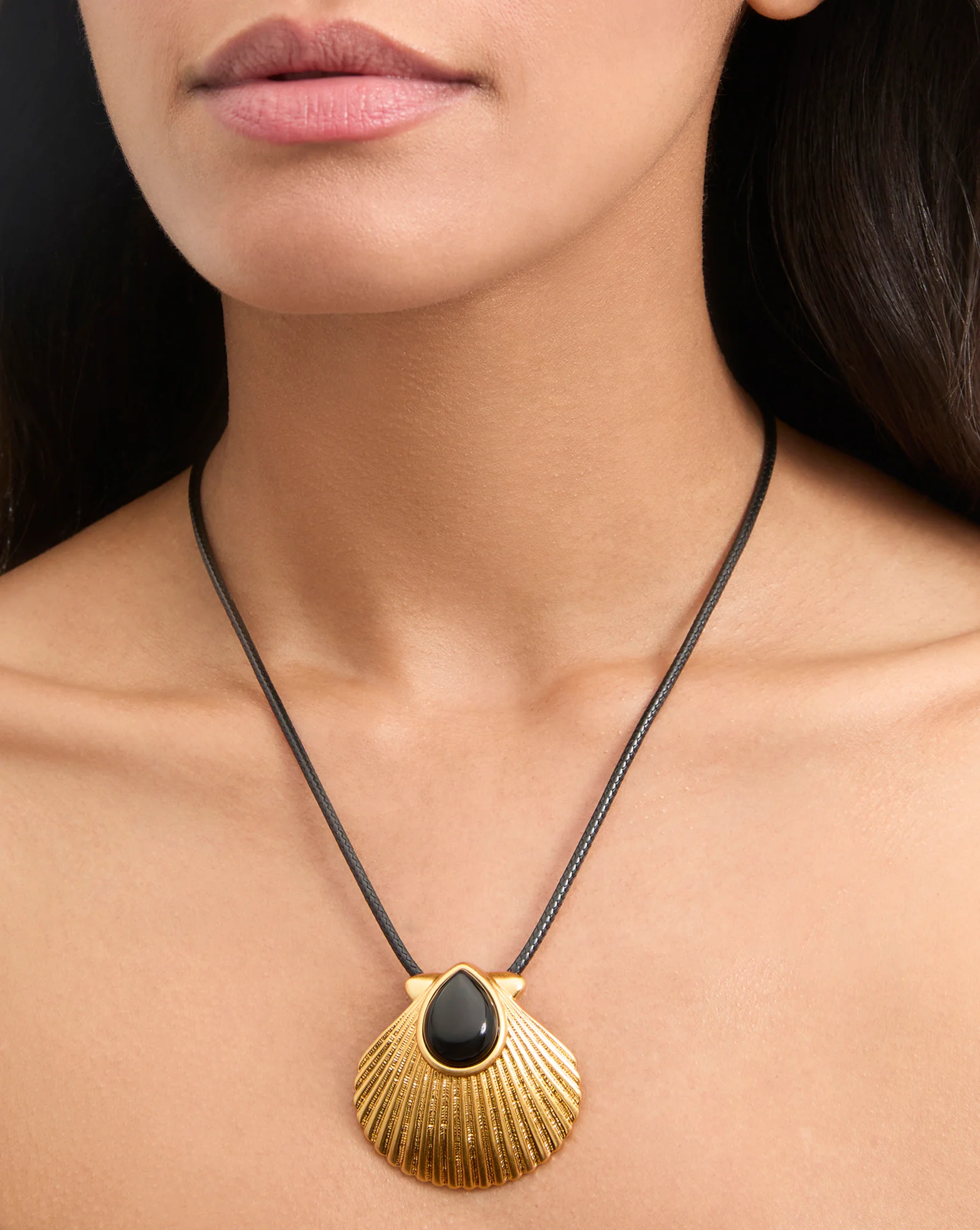Shell Cord Necklace - Image 2